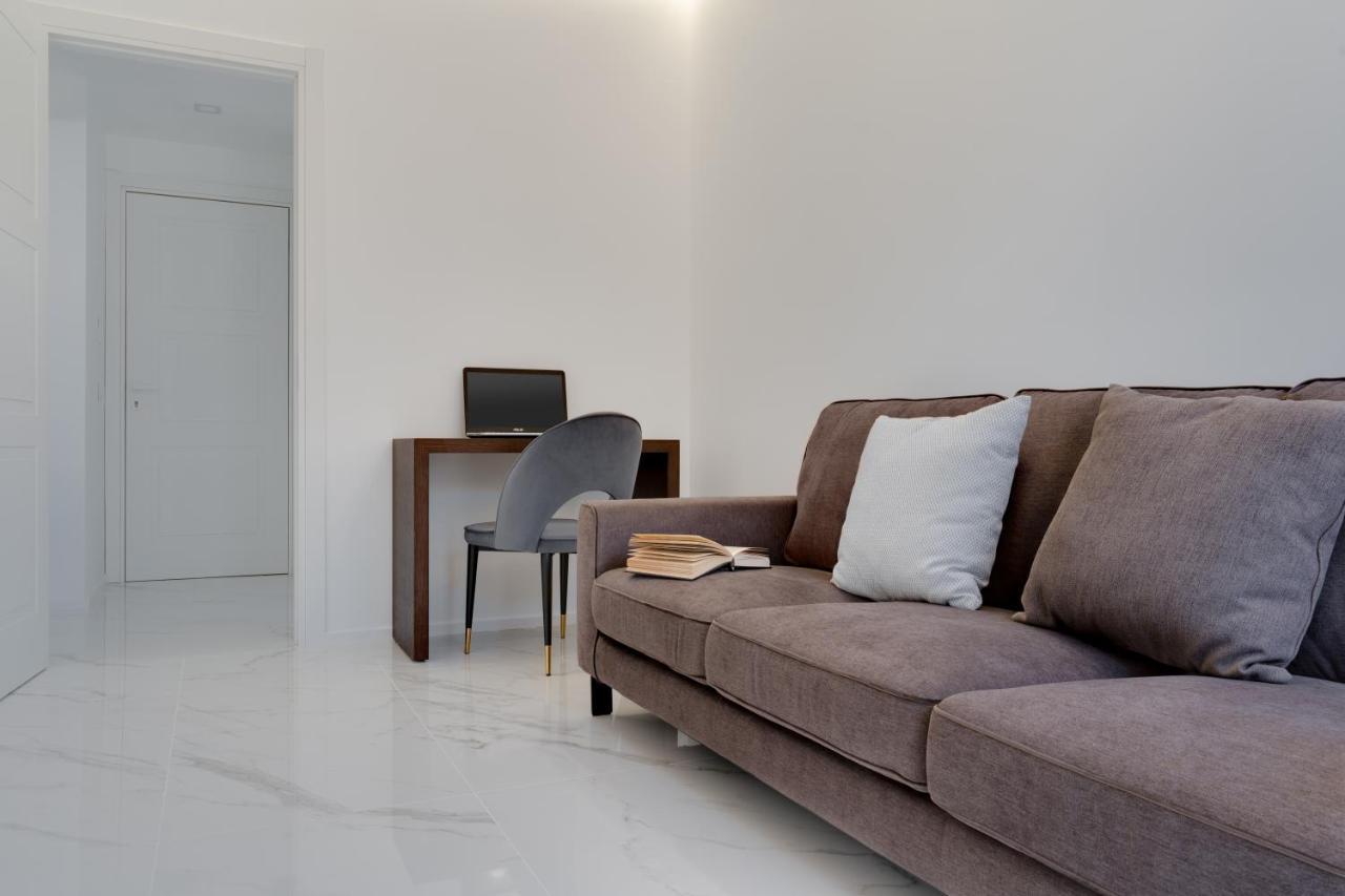 Caralis Suites Rooms Кальяри Экстерьер фото